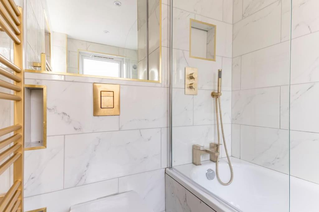 Riverside Serviced Apartments London Bagian luar foto