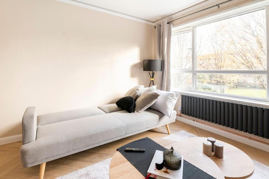 Riverside Serviced Apartments London Bagian luar foto