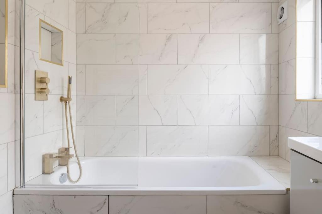 Riverside Serviced Apartments London Bagian luar foto