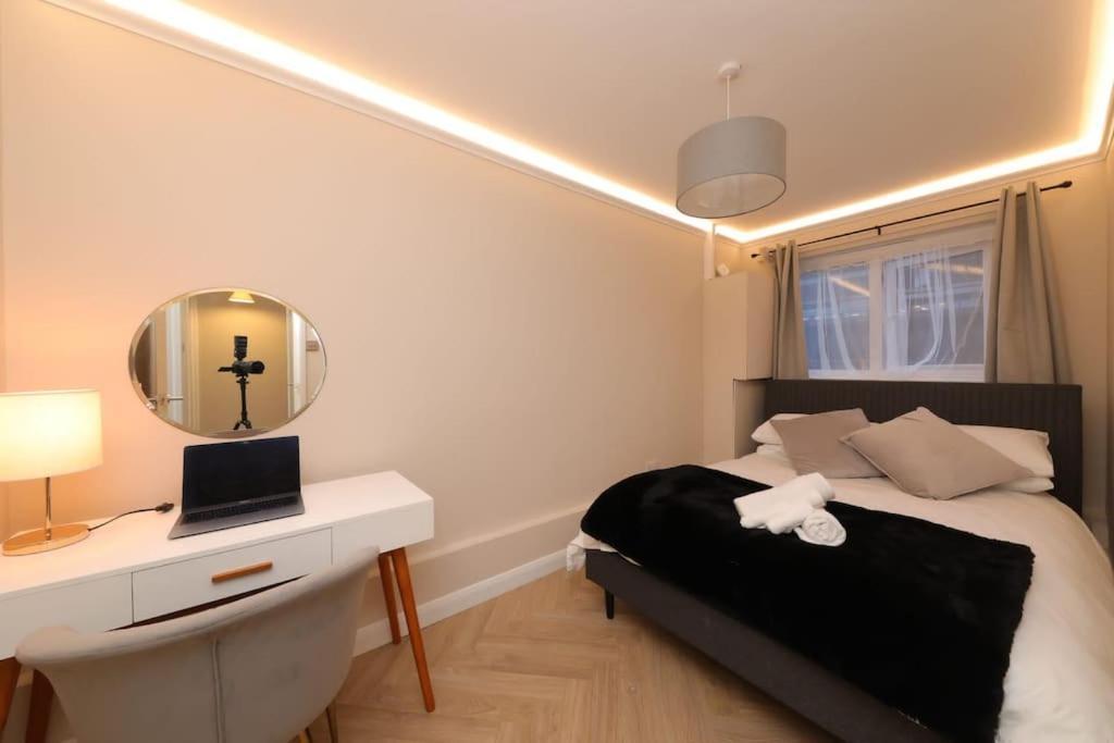 Riverside Serviced Apartments London Bagian luar foto